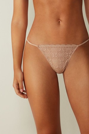 Intimissimi Lace String Thong Bež | SN-ITMSM57715