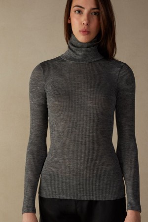 Intimissimi Long-sleeve High-neck Tubular Top In Vuna And Silk Sive | SN-ITMSM58071