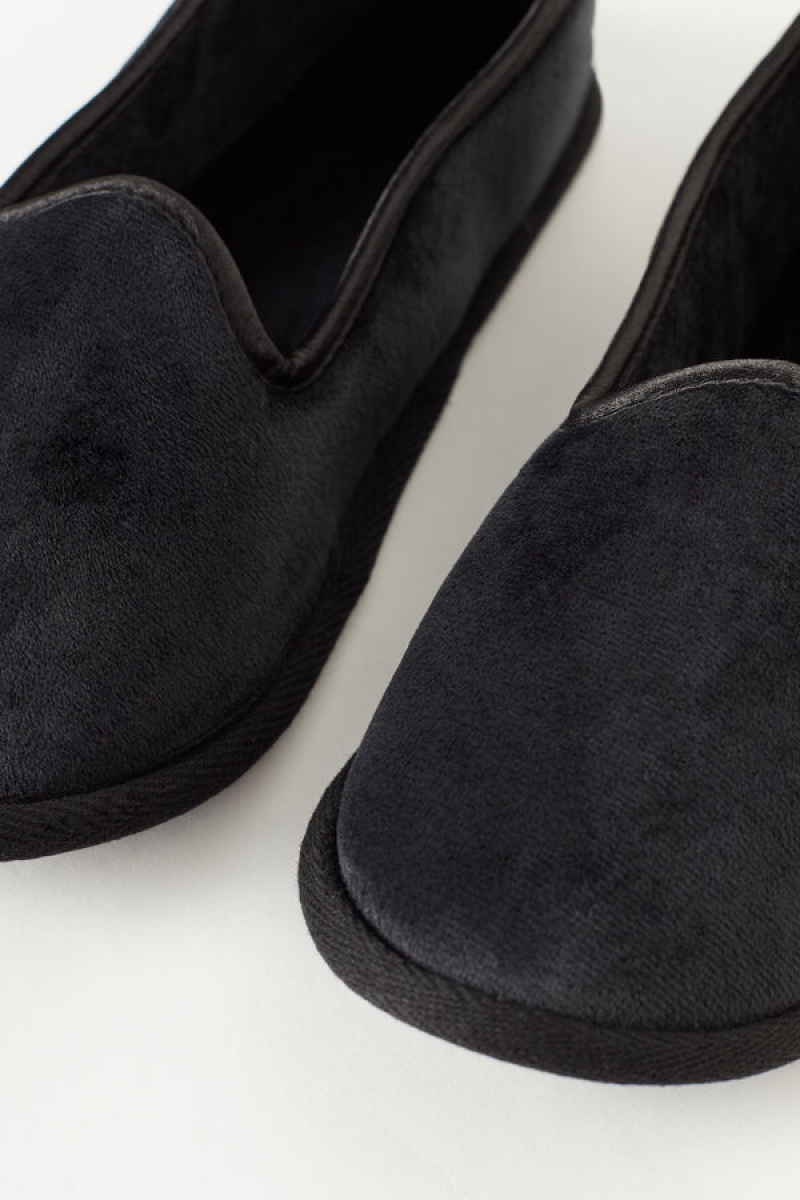 Intimissimi Closed Friulane Slippers Crne | SN-ITMSM58445