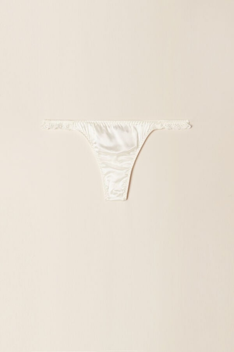 Intimissimi Silk And Lace G-string Bijele | SN-ITMSM57708